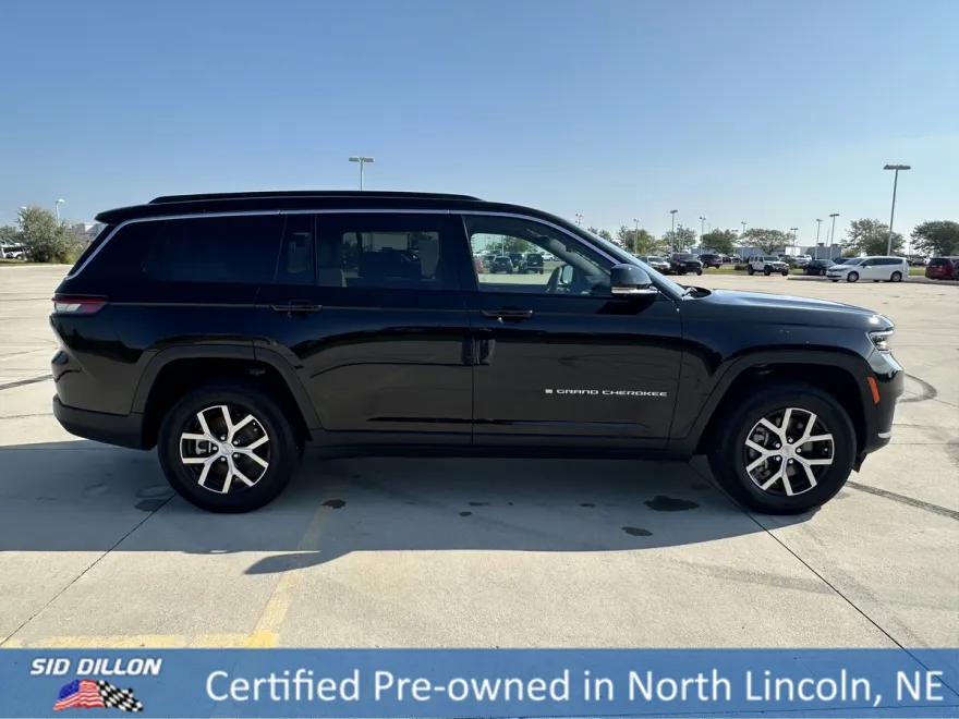 2025 Jeep Grand Cherokee Limited photo 1