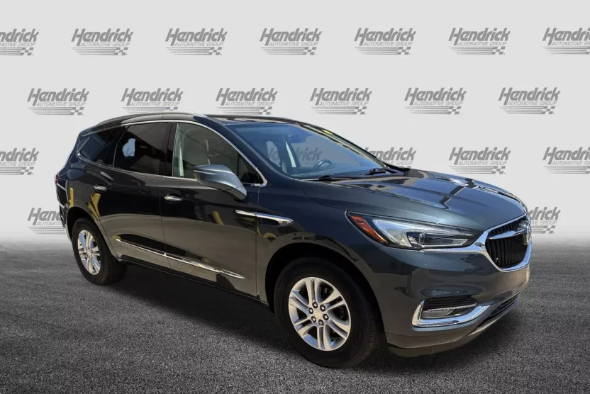 2018 Buick Enclave Essence photo 1