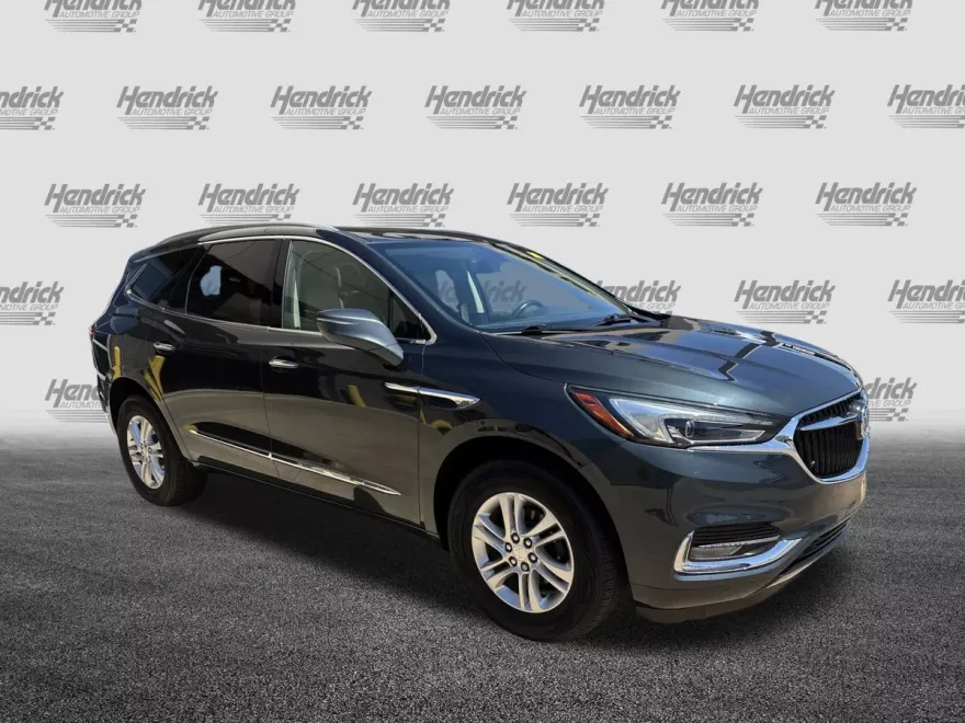 2018 Buick Enclave Essence photo 1