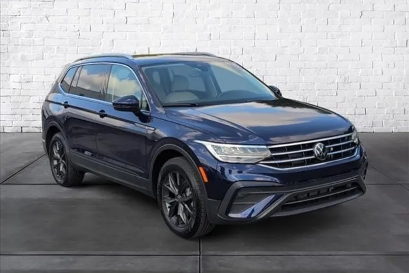 2024 Volkswagen Tiguan SE Wolfsburg Edition photo 1