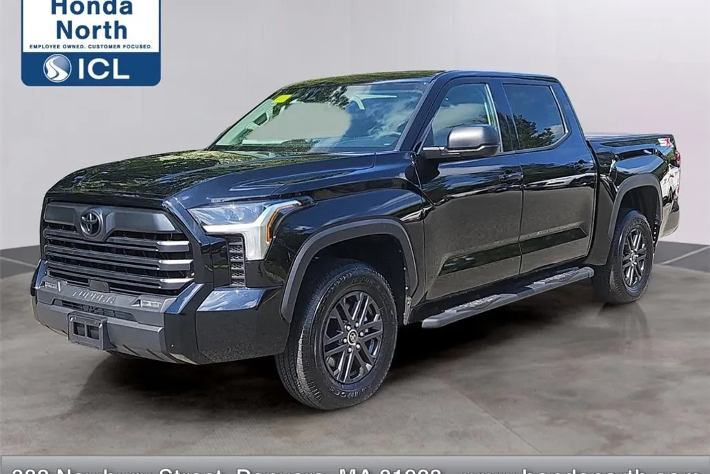 2024 Toyota Tundra SR5 photo 1