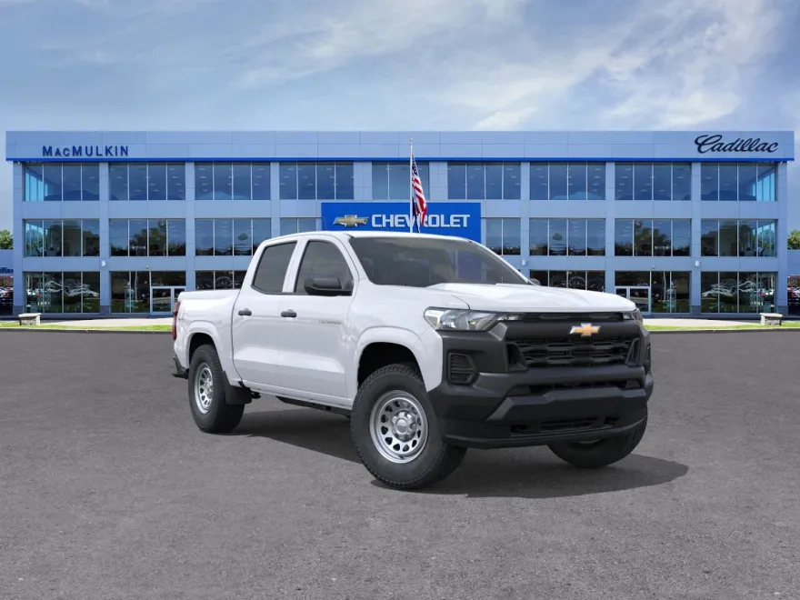 2025 Chevrolet Colorado LT photo 1