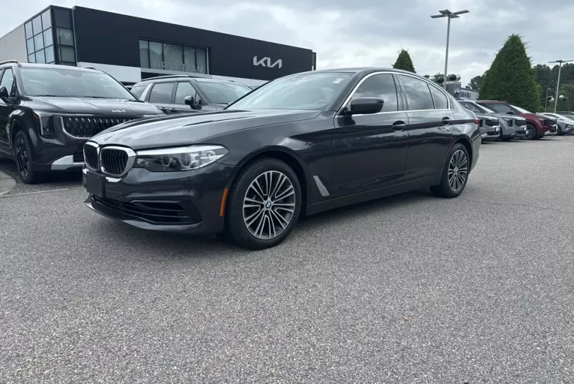 2020 Bmw 530e Sedan photo 1
