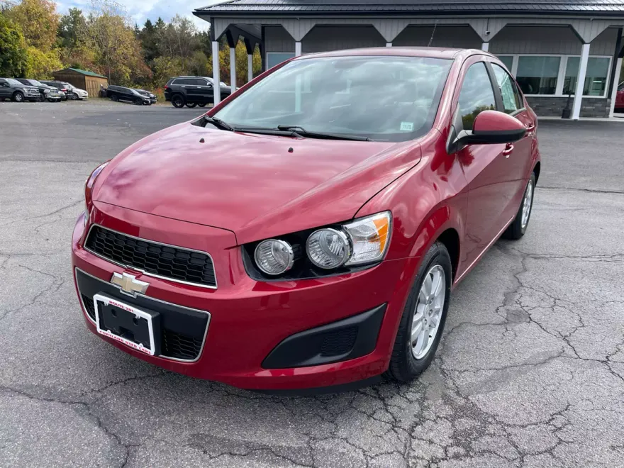 2012 Chevrolet Sonic LS photo 1