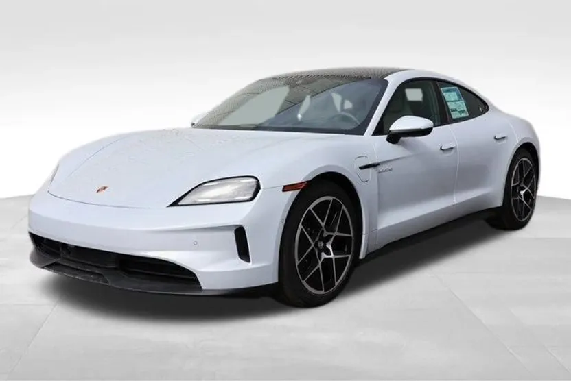 2025 Porsche Taycan photo 1