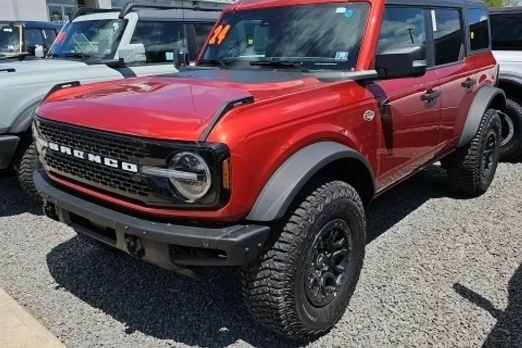 2024 Ford Bronco Wildtrak photo 1