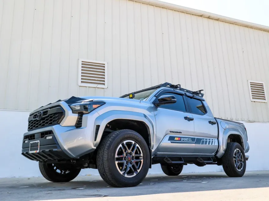 2024 Toyota Tacoma TRD Sport photo 1