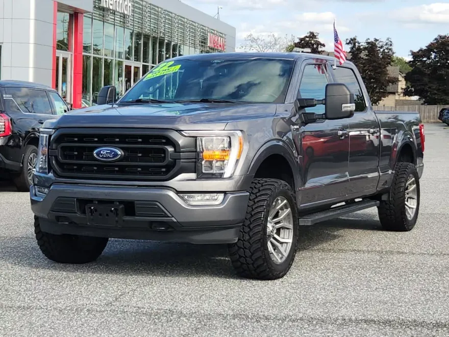 2022 Ford F-150 XLT photo 1