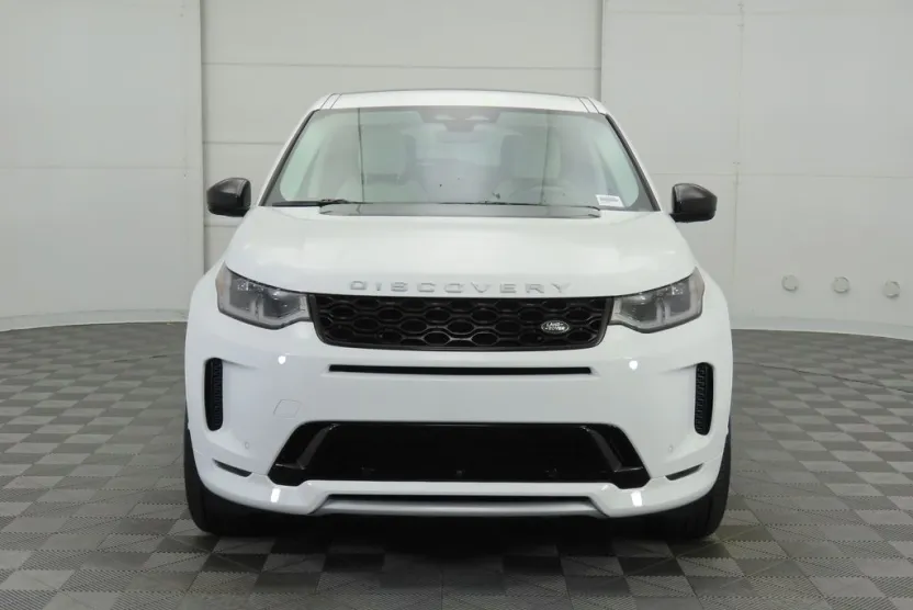 2024 Land Rover Discovery Sport S photo 1