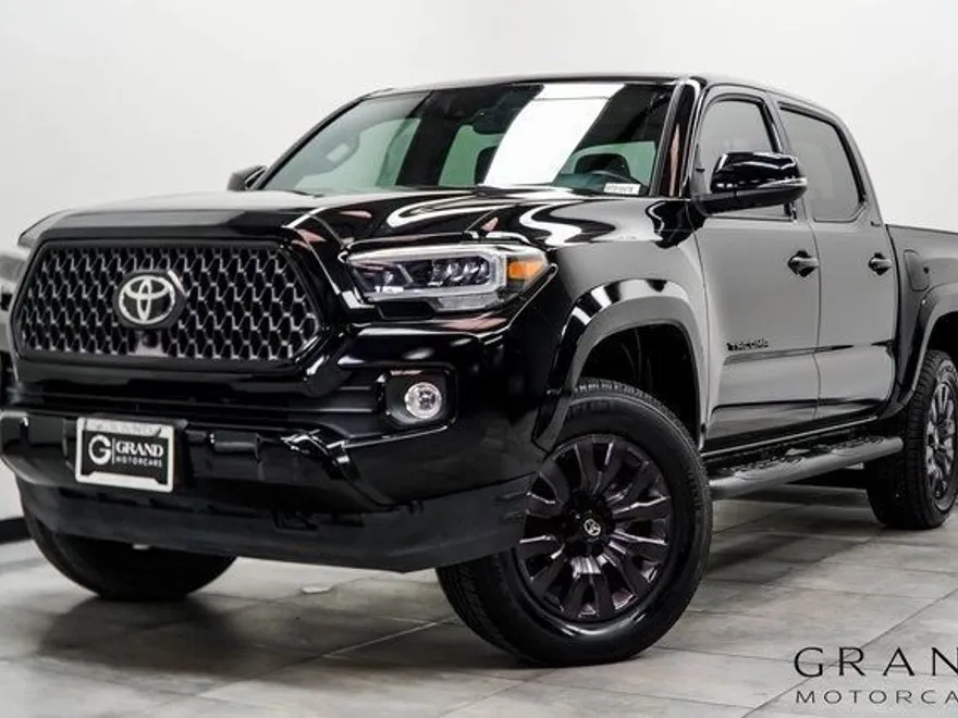 2021 Toyota Tacoma Limited Double Cab V6 photo 1