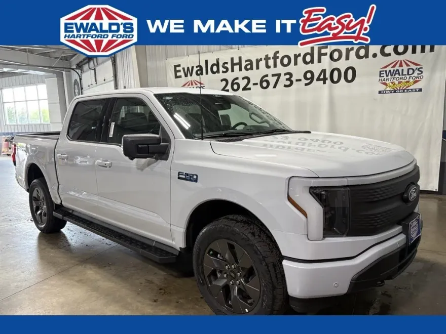 2025 Ford F-150 Lightning photo 1