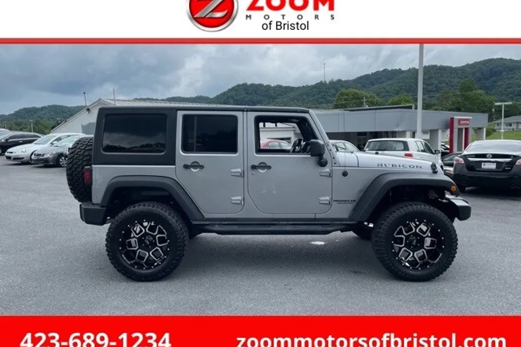 2013 Jeep Wrangler Unlimited Rubicon High Tide photo 1