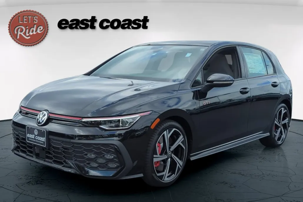 2025 Volkswagen Golf GTI SE photo 1