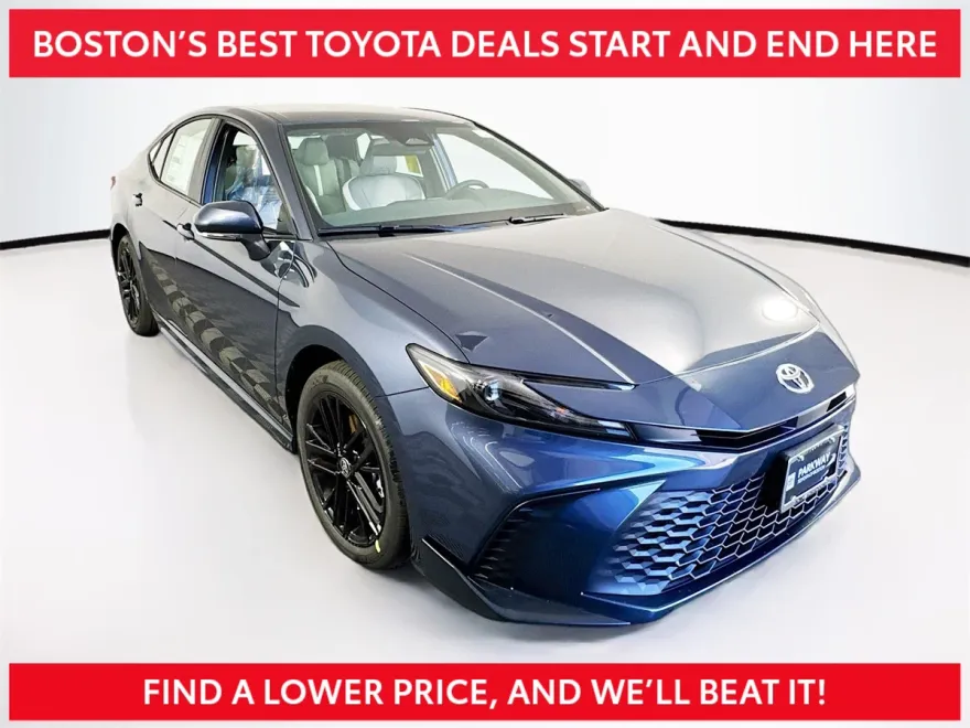 2026 Toyota Camry SE photo 1