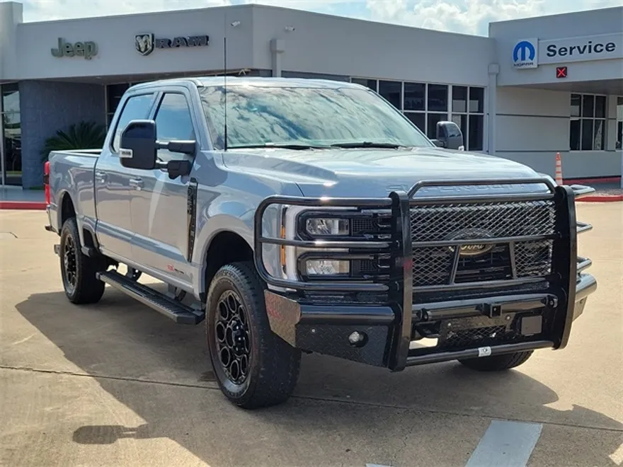 2024 Ford F-250 photo 1