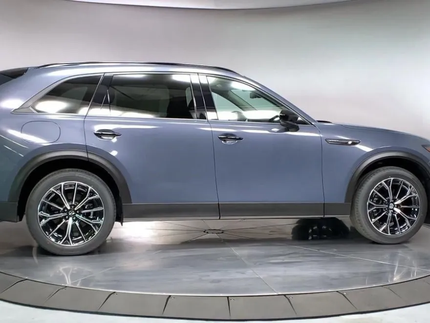 2025 Mazda CX-70 Plug-in Hybrid Premium photo 9