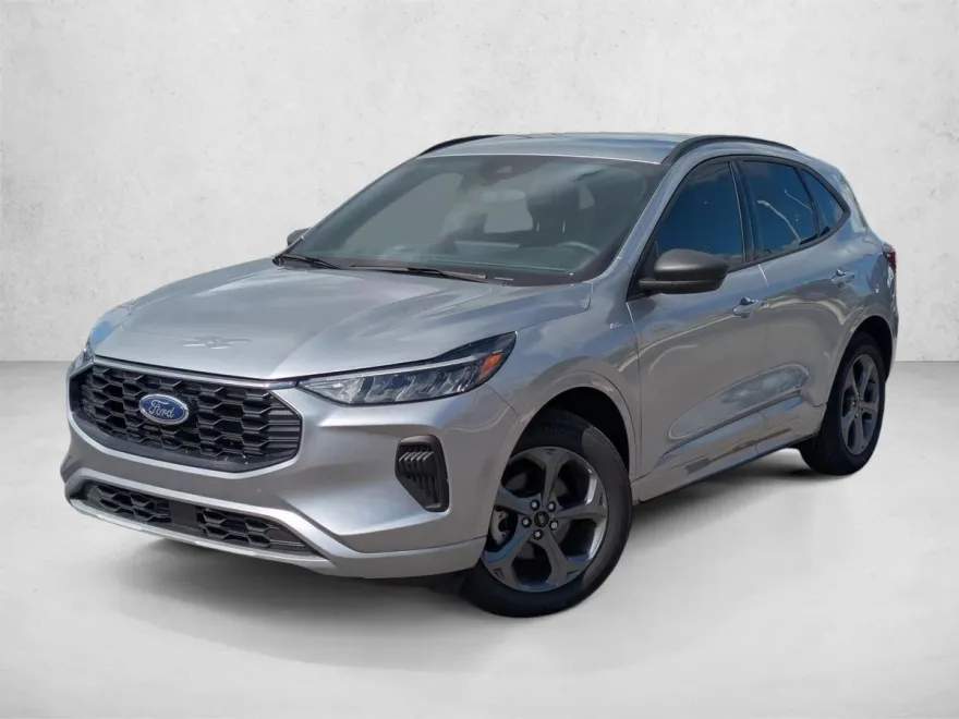 2024 Ford Escape ST-Line photo 1