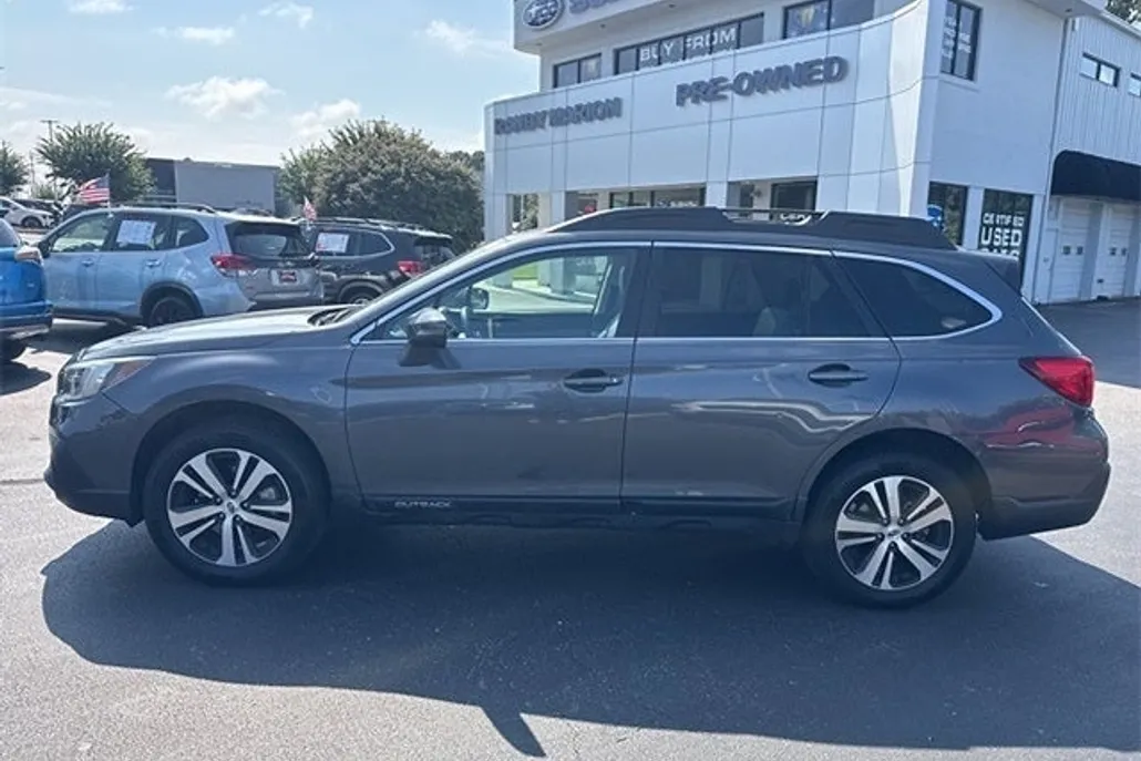 2019 Subaru Outback 3.6R Limited photo 1