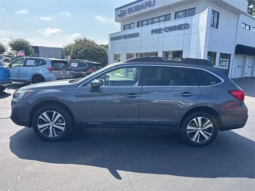 2019 Subaru Outback 3.6R Limited photo 1