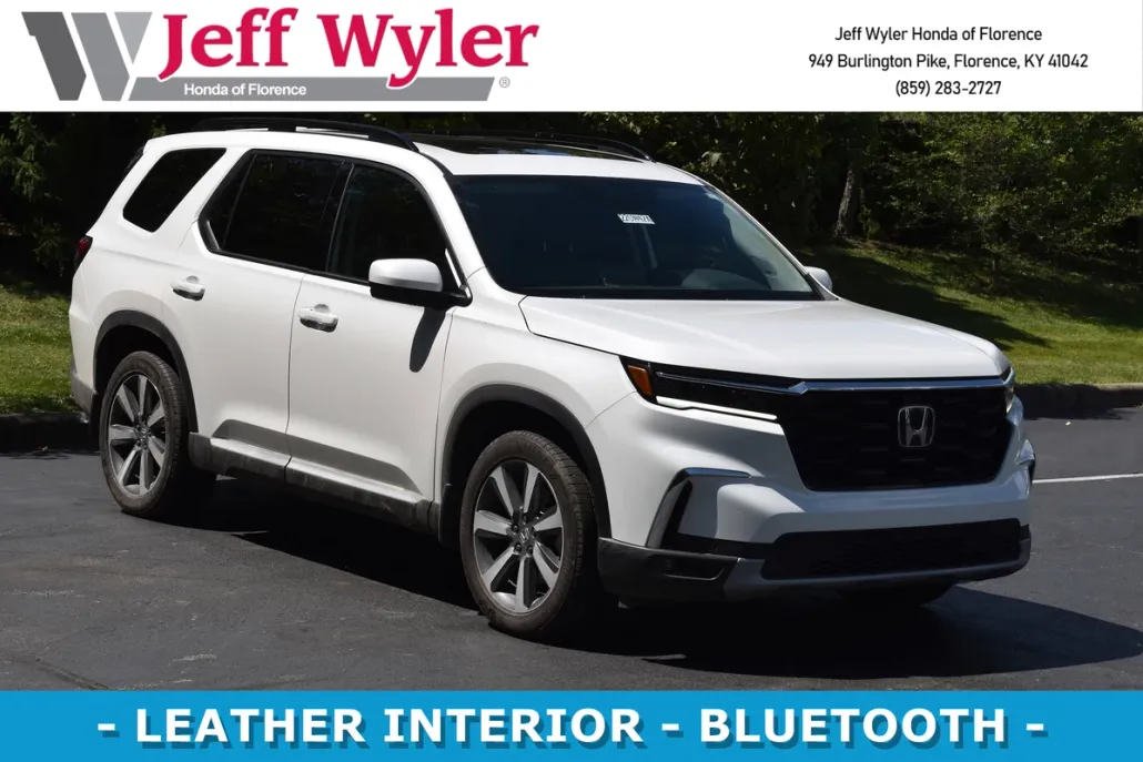 2024 Honda Pilot Touring photo 1