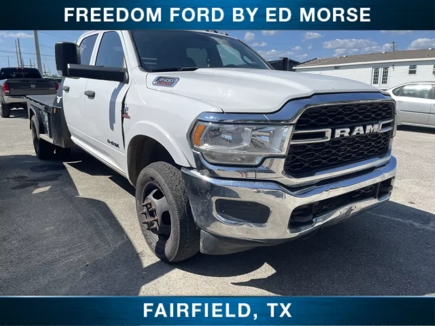 2022 Ram 3500 Tradesman photo 1