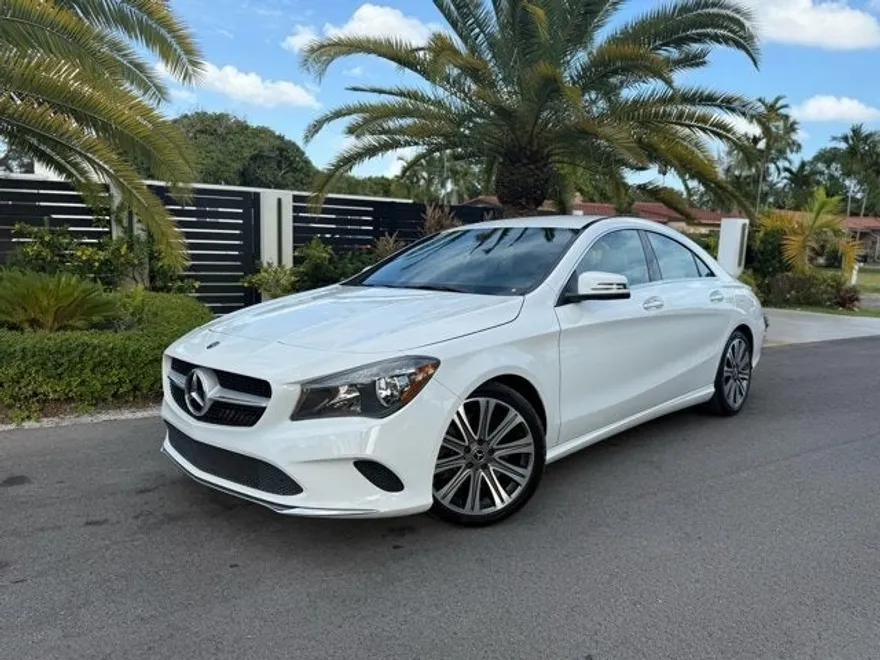 2018 Mercedes Benz CLA 250 photo 1