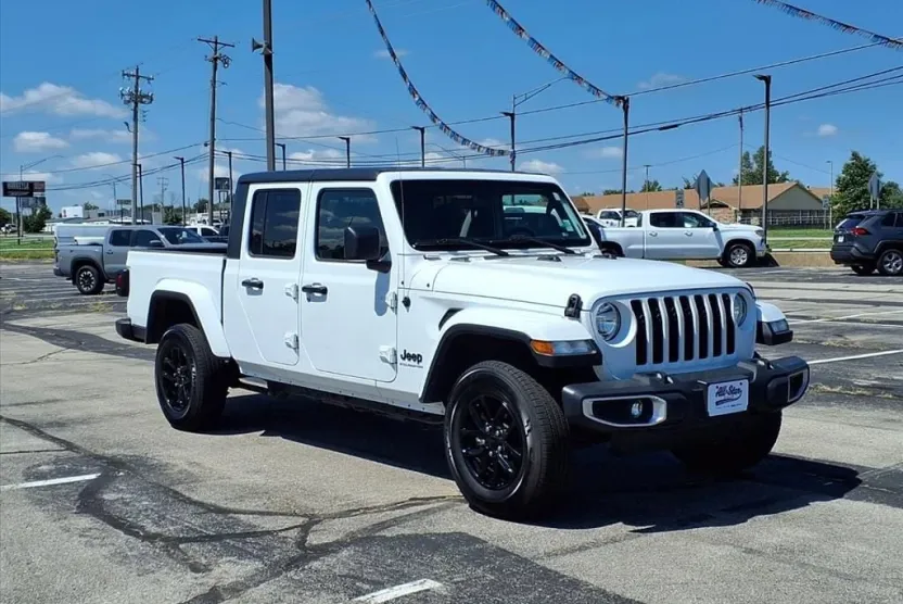 2023 Jeep Gladiator Sport S photo 1