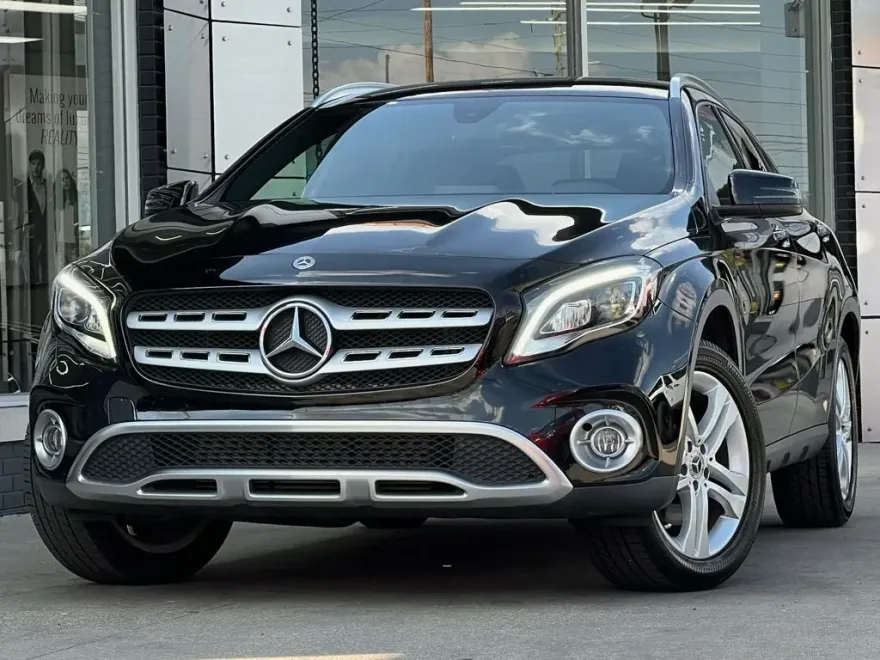 2020 Mercedes Benz GLA 250 photo 1