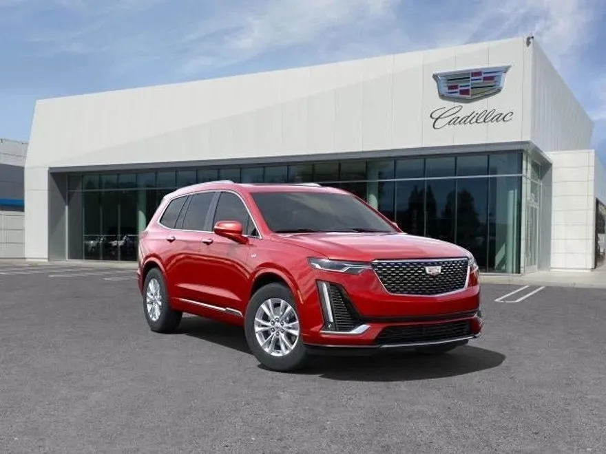 2025 Cadillac XT6 Luxury photo 1