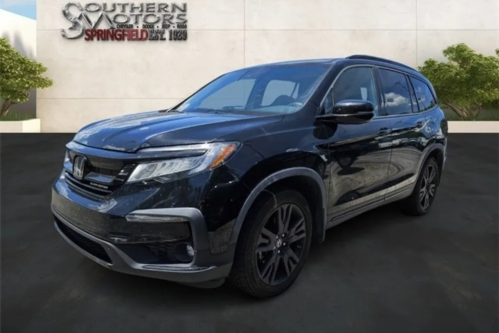 2020 Honda Pilot Black Edition photo 1
