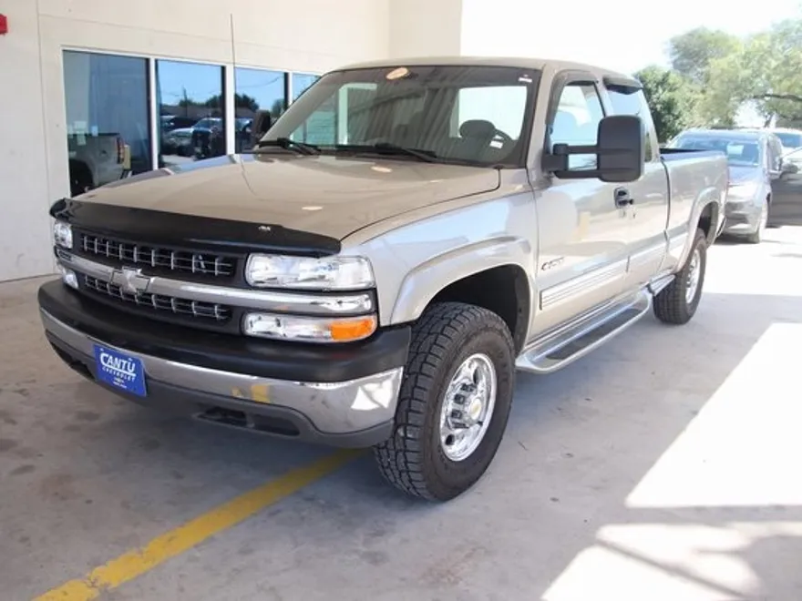 1999 Chevrolet Silverado 2500HD LS photo 1