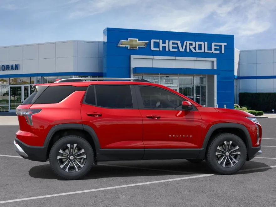 2026 Chevrolet Equinox LT photo 1