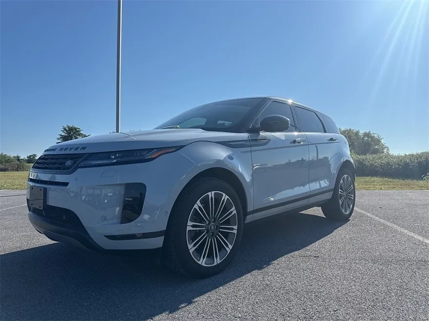 2024 Land Rover Range Rover Evoque S photo 1