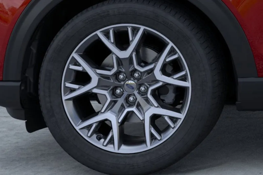 2025 Ford Explorer Platinum photo 1