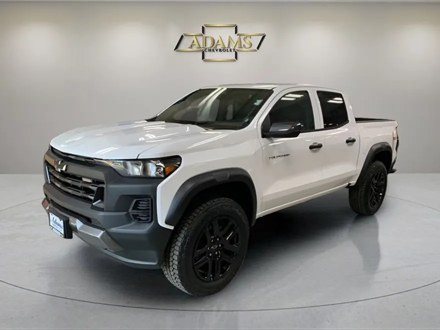 2025 Chevrolet Colorado Trail Boss photo 1