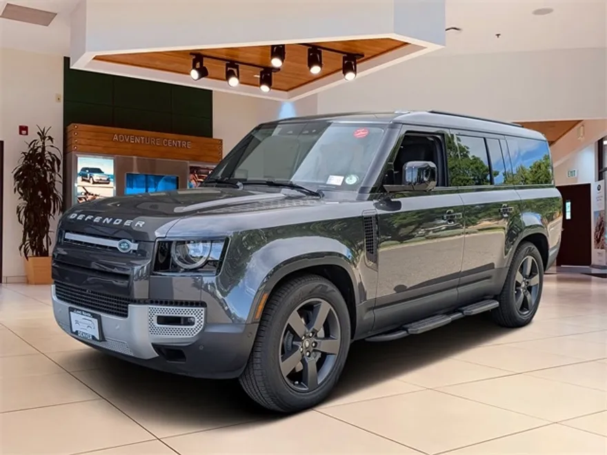 2025 Land Rover Defender 130 S photo 1