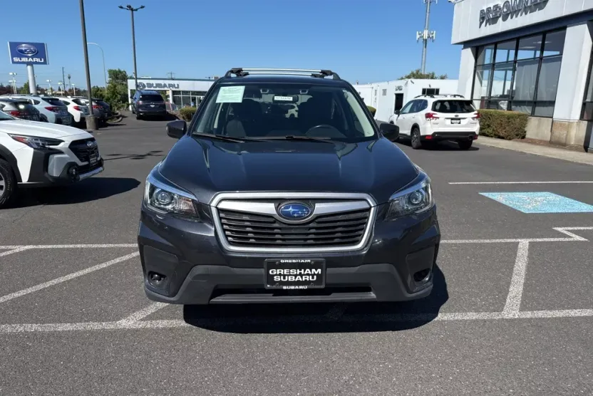 2019 Subaru Forester Premium photo 1