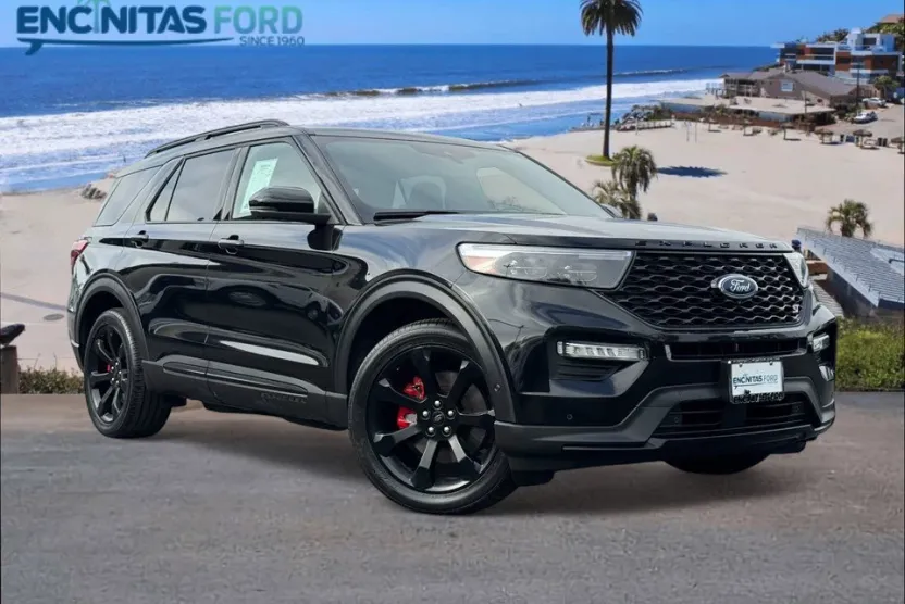 2020 Ford Explorer ST photo 1