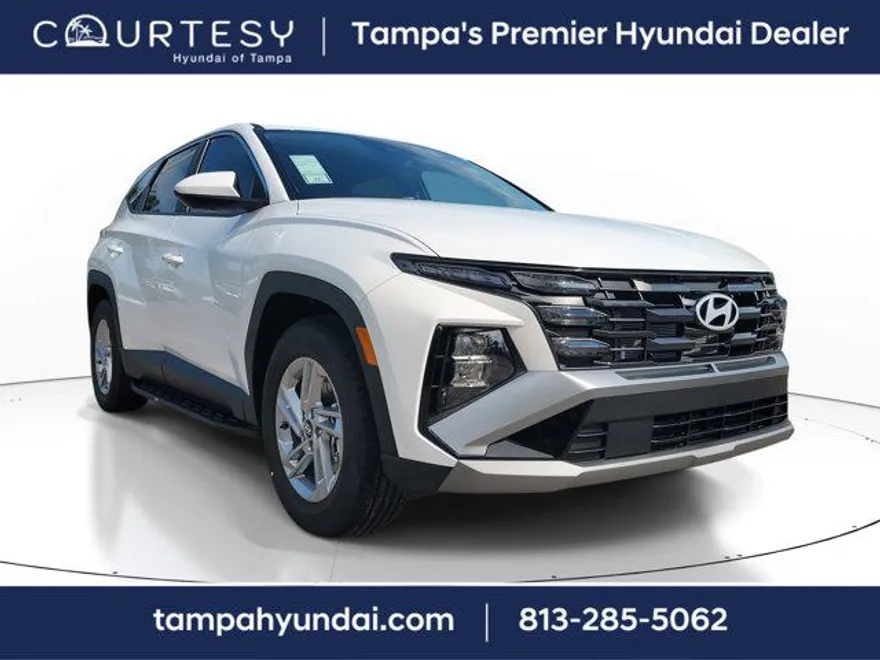 2026 Hyundai Tucson SE photo 1