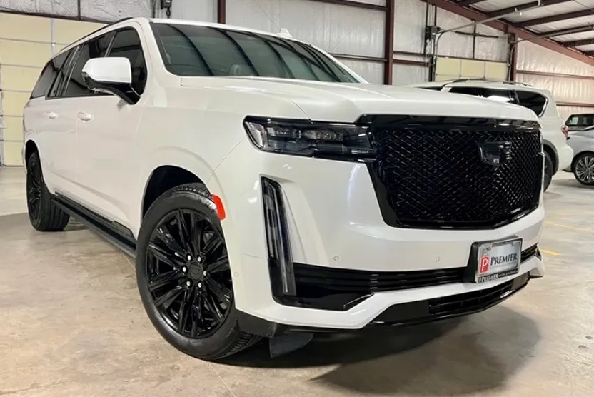 2022 Cadillac Escalade ESV Sport Platinum photo 1