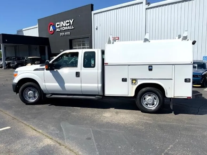 2014 Ford F-350 XL photo 1