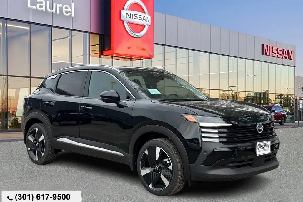 2025 Nissan Kicks SR photo 1