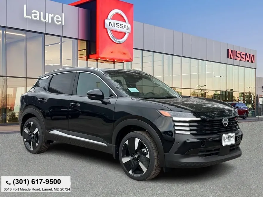 2025 Nissan Kicks SR photo 1