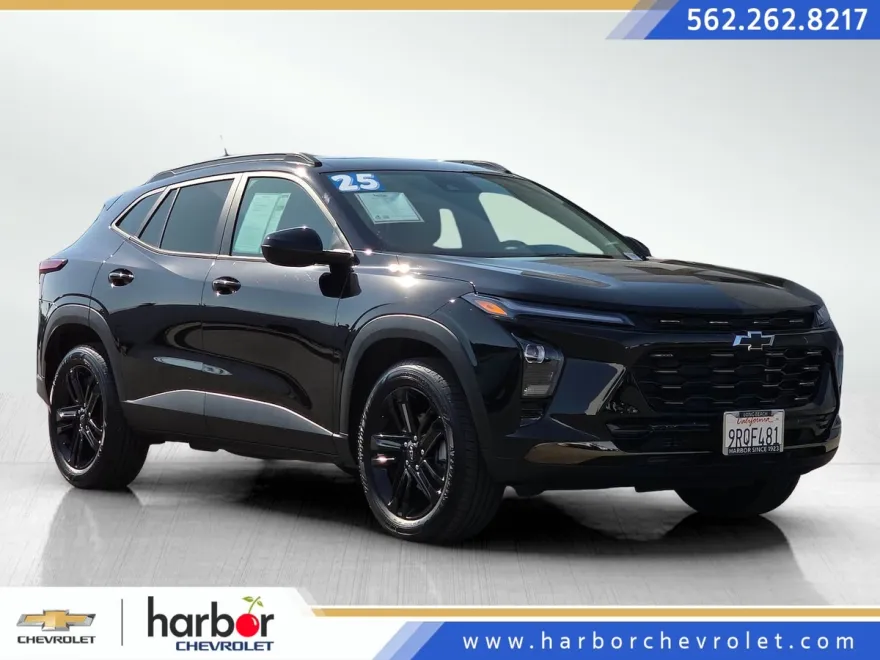 2025 Chevrolet Trax ACTIV photo 1