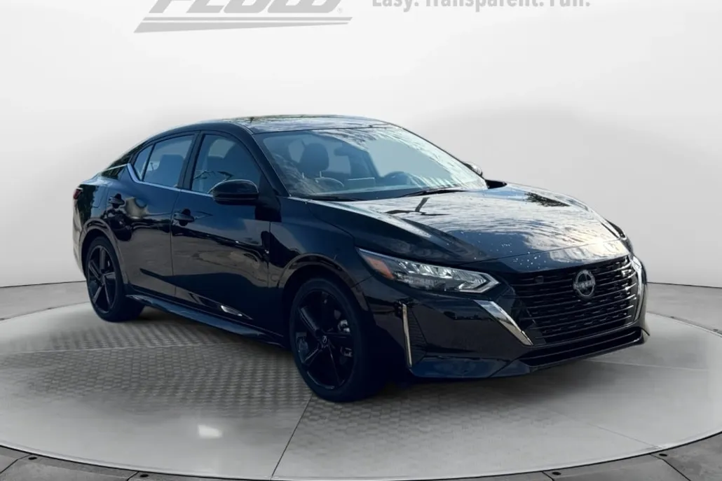 2024 Nissan Sentra SR photo 1