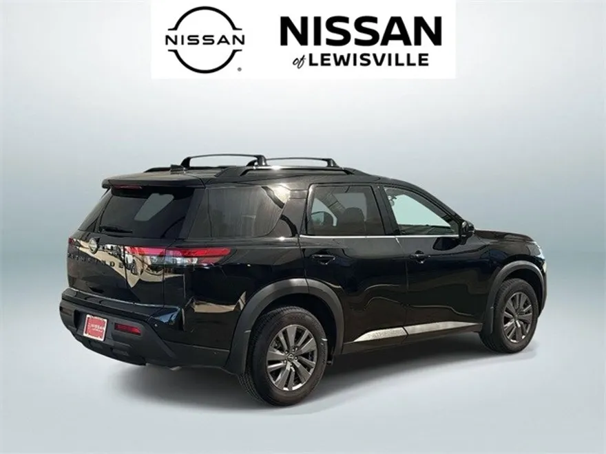 2025 Nissan Pathfinder SV photo 1