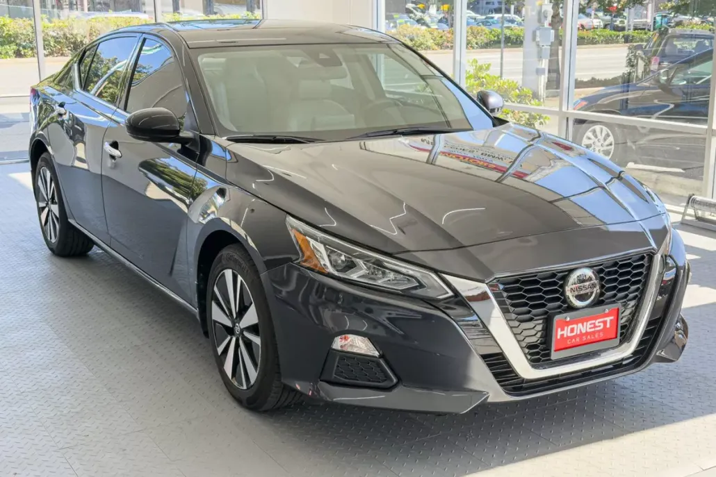 2021 Nissan Altima 2.5 SL photo 1