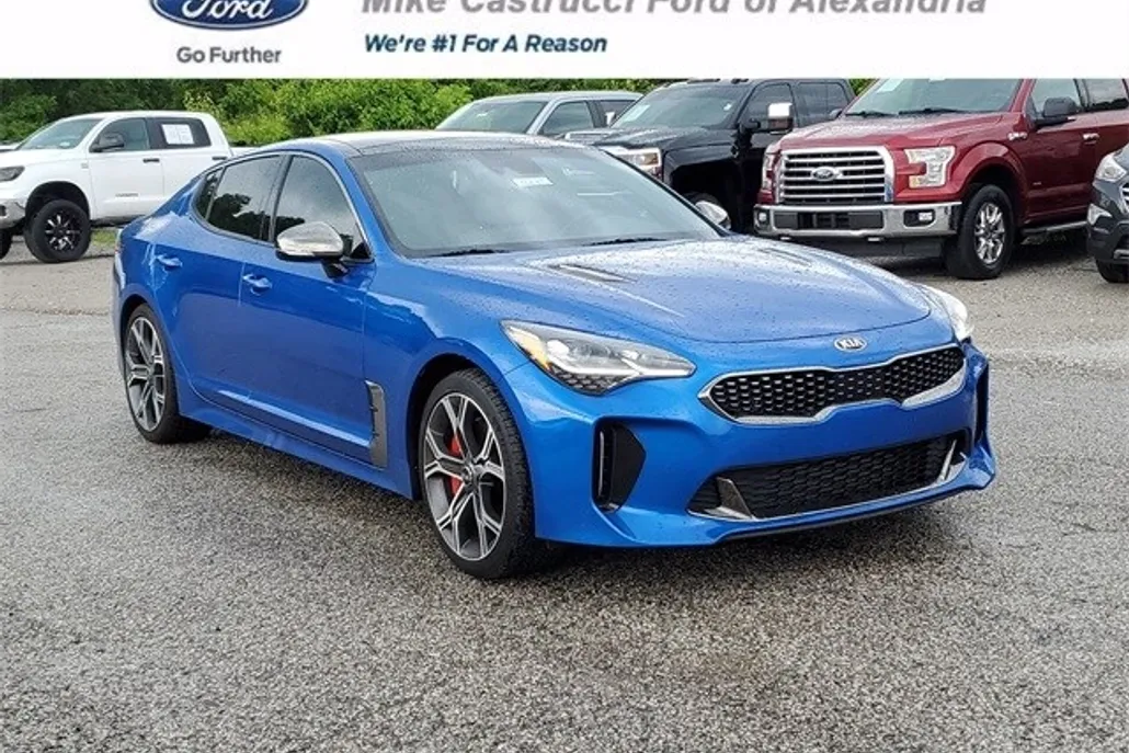 2018 Kia Stinger GT2 photo 1