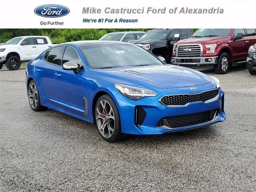 2018 Kia Stinger GT2 photo 1