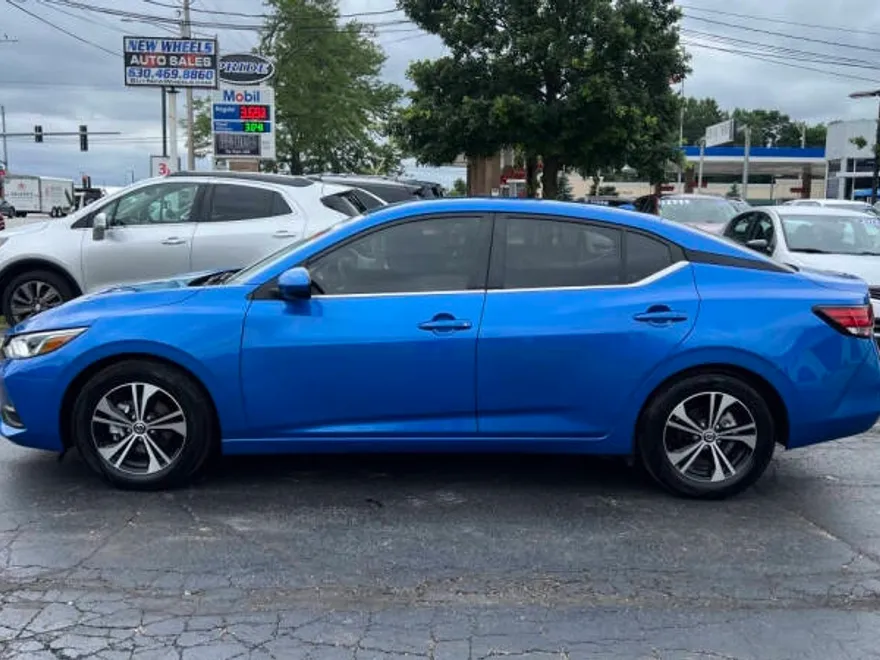 2022 Nissan Sentra SV photo 1